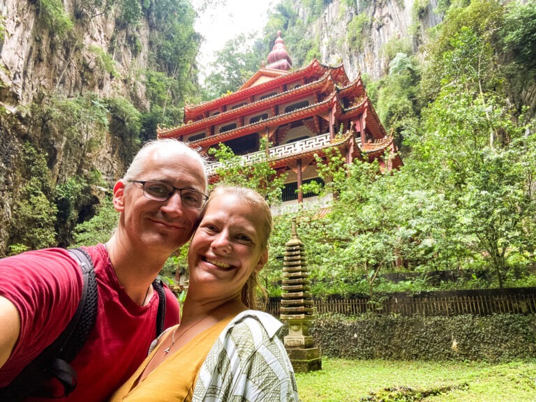 Ipoh und seine Höhlentempel