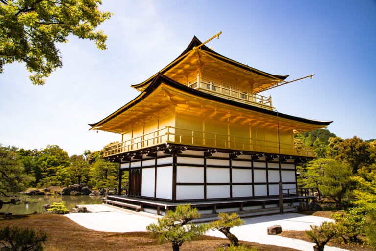Kinkaku-ji Goldener Pavillon in Kyoto