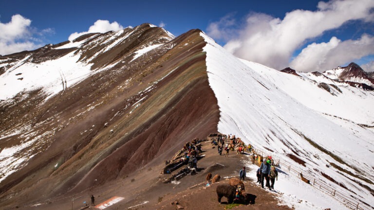 Vinicunca Regenbogenberg in Peru