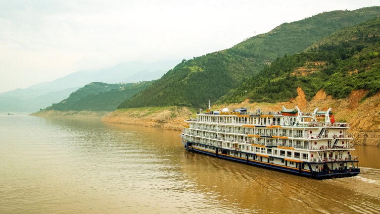 3 Schluchten Staudamm Yangtze Kreuzfahrt in China